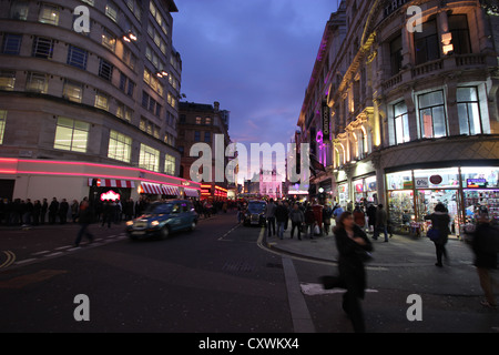 London, Londra, city, europe, streetview at dusk, photoarkive Stock Photo