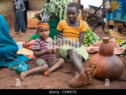 Girls From Menit Tribe In The Market, Jemu, Omo Valley, Ethiopia Stock Photo