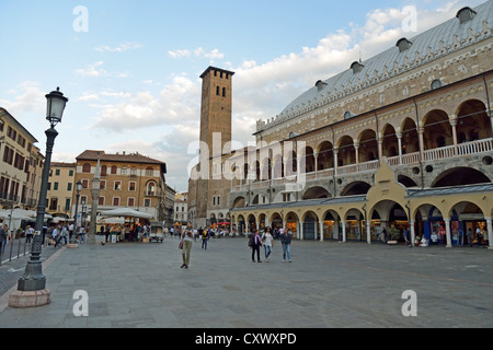 Palazzo della Ragione, Piazza delle Frutta, Padua, Padua Province, Veneto Region, Italy Stock Photo