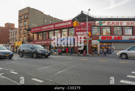 New York City, NY, USA, Street Scenes, Shops on Broadway, Sugar Hill, in Spanish Harlem Area, row of shops, poor neighborhood usa Stock Photo