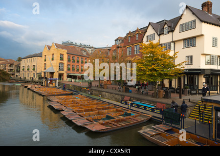 'The Quayside' on banks of river Cam in Autumn, Cambridge, England, UK