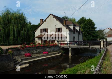 Monceaux le Comte Stock Photo Alamy