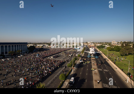 Aerial of the NASA space shuttle Endeavour stopped at the Forum in Inglewood while on a 12-mile trip by road to its new home at the California Science Center October 13, 2012 in Los Angeles, California. Endeavour completed 25 missions, spent 299 days in orbit, and orbited Earth 4,671 times while traveling 122,883,151 miles. Beginning October 30th the shuttle will be on display in the Samuel Oschin Space Shuttle Endeavour Display Pavilion. Stock Photo