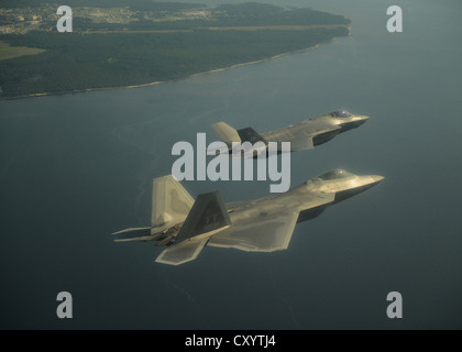 An F-35A Lightning II joint strike fighter and an F-22A Raptor Stock Photo