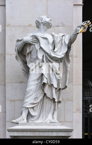 Monumental sculpture of St. Peter with the keys, outside Salzburg Cathedral, created 1697-1698 by Bernhard Michael Mandl Stock Photo