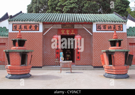 Sam Sing Kung (Three Saints) Chinese Temple, Sandakan Heritage Trail, Sandakan, Sabah, Borneo, Malaysia, Southeast Asia Stock Photo