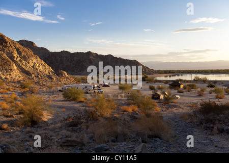 Rv's camping in the equestrian parking area of Lake Cahuilla County Park, La Quinta near Palm Springs Southern California Stock Photo