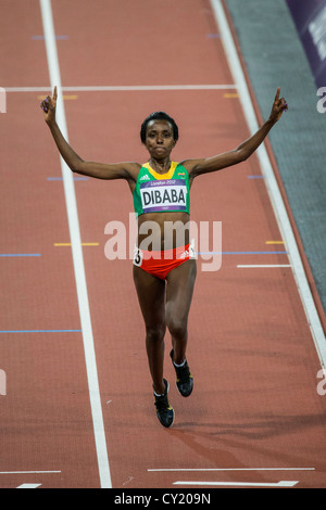 Tirunesh Dibaba (ETH) wins the gold medal in the women's 10000m at the Olympic Summer Games, London 2012 Stock Photo