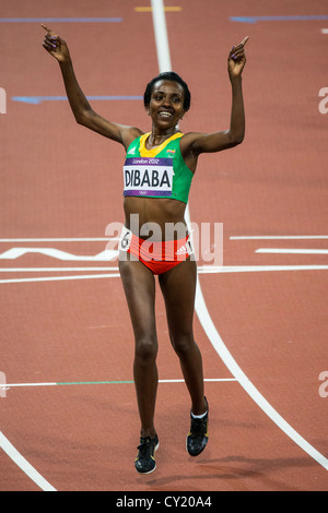 Tirunesh Dibaba (ETH) wins the gold medal in the women's 10000m at the Olympic Summer Games, London 2012 Stock Photo