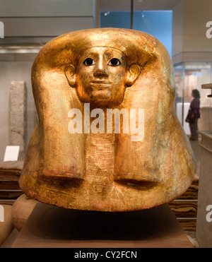 Funerary mask  Hatnefer Dynasty 18 1492–1473 BC reign Thutmose III Thebes, Sheikh Abd el-QurnaTomb Hatnefer Ramose gold Egyptian Stock Photo