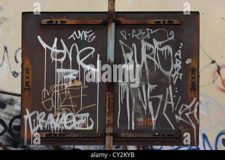 back of a sign, Sign, sign with tags, sign with graffiti, urban, abstract, street, metal, photoarkive Stock Photo