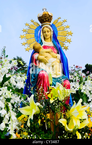 Statue of the Holy Mother Virgin Mary with the Child Jesus Stock Photo