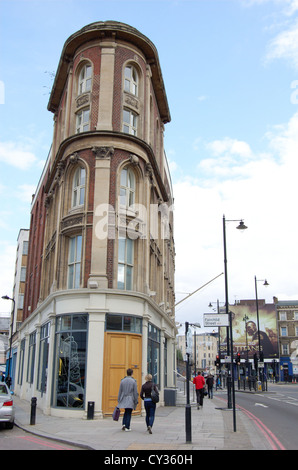 Corner building in Shoreditch, London, England. Editorial only 5th April 2010 Stock Photo