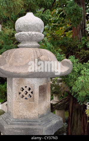 temple stone japanese garden lantern ludwigsburg residenzschloss palace alamy baden baroque wuerttemberg bloom