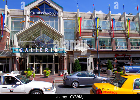 Cambridge Massachusetts,Boston CambridgeSide Galleria,mall arcade,shopping shopper shoppers shop shops market markets marketplace buying selling,retai Stock Photo