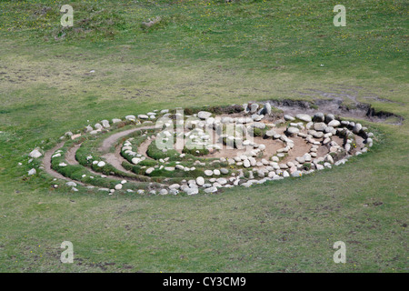 The Troy Town Maze,on St Agnes,Isles of Scilly, the labyrinth design in ...