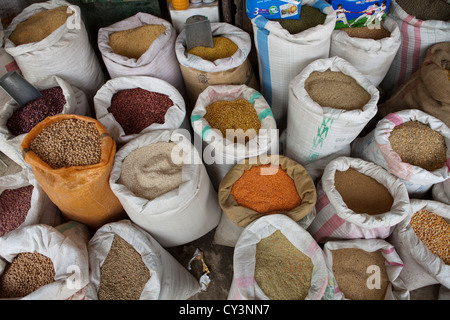 mini supermarket in kabul Stock Photo - Alamy