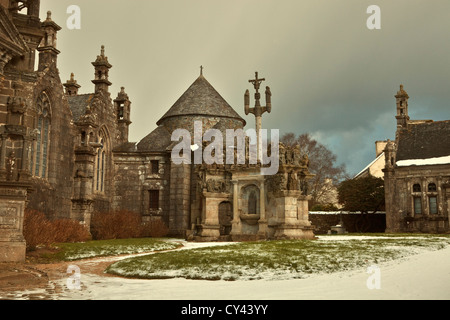 Europe, France, Brittany, Finistere (29). Regional Natural Park of Armorica, Guimiliau Church, and calvary,16 th century, Stock Photo