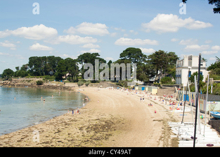 Plage de la Pointe de Toulindac at low tide, Ile aux Moines, Golfe du Morbihan, Brittany, France Stock Photo