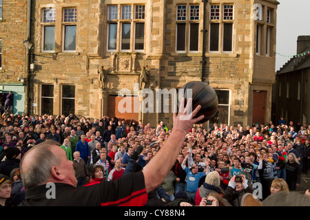 Throwing in the ball, New Year Ba game, Kirkwall