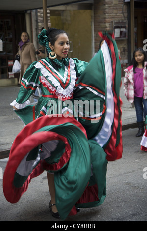 Hispanic Day Parade, New York City. Mexican Dancers ready to march up 5th Avenue Stock Photo