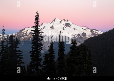 East face of Glacier Peak viewed from Buck Creek Pass, Cascade Mountains, Snohomish County, Washington Stock Photo