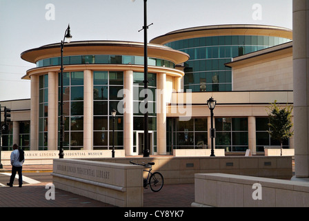 Springfield Illinois USA State Capital and home of the Lincoln Library and Museum.  Museum exterior. Stock Photo