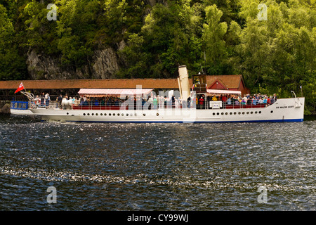 The historic steam ship, the Sir Walter Scott on Loch Katrine ...