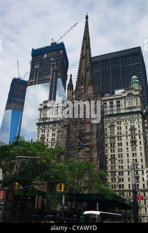 LIBERTY TOWER UNDER CONSTRUCTION NEW YORK CITY NEW YORK USA Stock Photo
