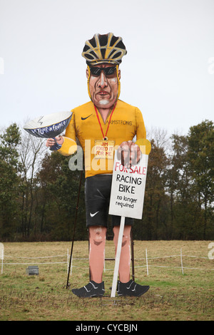 EDENBRIDGE BONFIRE SOCIETIES  EFFIGY OF AMERICAN CYCLIST LANCE ARMSTRONG 2012. PHOTO JAMIE MANN Stock Photo