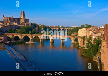 Albi, River Tarn, Cathedral of Saint Cecilie, Tarn, Midi-Pyrenees, France, Europe Stock Photo