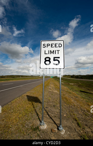 85-mile-per-hour sign on newly opened stretch of toll road State ...