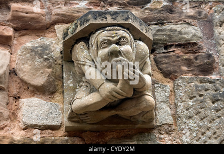 NOTTINGHAMSHIRE; NEWARK; OLLERTON; RUFFORD ABBEY; SCULPTURED FIGURE ON INNER WALL OF ABBEY Stock Photo