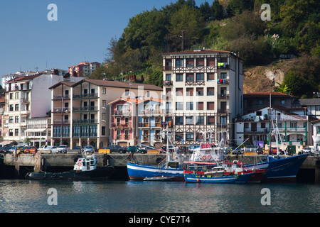 Spain, Basque Country Region, Guipuzcoa Province, Pasaia, Village of Pasai San Pedro, commercial fishing port Stock Photo