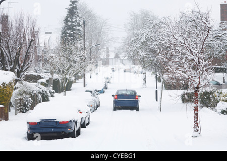 Dangerous driving conditions after snowfall in Pinner, UK Stock Photo