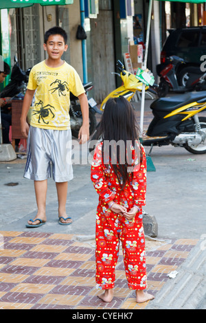 Children playing in Phnom Penh, Cambodia Stock Photo - Alamy