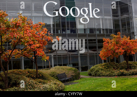 The Google headquarters complex, also known as the "Googleplex Stock ...
