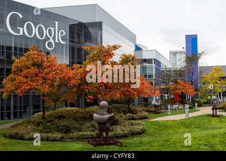 The Google headquarters complex, also known as the "Googleplex Stock ...
