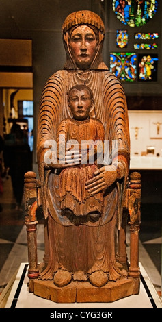 Virgin and Child in Majesty on display at The Met Cloisters museum.1150–1200  Auvergne France French Walnut Wood 80 cm  Mary Jesus Christ Romanesque Stock Photo