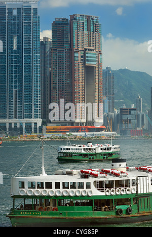 Ferry in Downtown Victoria Harbour during cloudy day Stock Photo - Alamy