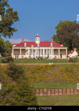 MOUNT VERNON, VIRGINIA, USA - historic home of George Washington, first President of United States, seen from Potomac River. Stock Photo