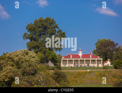 MOUNT VERNON, VIRGINIA, USA - Pecan tree (top left) at historic home of George Washington, first President of USA. Stock Photo