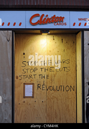 Closed down Clinton cards shop Lewes East Sussex UK Stock Photo