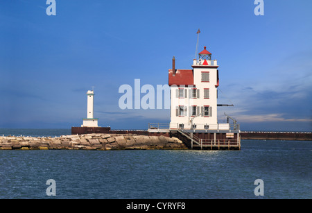 The Lorain Lighthouse Sits At The End Of The West Breakwater In The Port Of Lorain Ohio On Lake Erie, USA Stock Photo