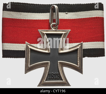 Knight's Cross winner Dr.Rolf Jäger(1912 - 1984),a Knight's Cross of 1939 made by C.E.Juncker in award presentation case Silver frame,blackened iron centre,silver suspension ring in the original award presentation case,including a laid-in 33 cm section of Knight's Cross ribbon.Included is a ca.1941 studio of Jäger as a staff physician wearing the Knight's Cross.Dimensions of Knight's Cross 48 x 48 mm,weight 26.60 g,case dimensions 8 x 15 cm.The Knight's Cross awarded to Rolf Jäger on 13 May 1940 is a typical early production of the orders manufact,Additional-Rights-Clearences-Not Available Stock Photo