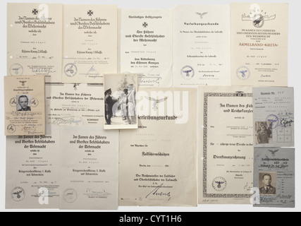 Knight's Cross winner Dr. Rolf Jäger(1912 - 1984),a complete set of award,identity and other documents Extensive documentation legacy: preliminary possession document for the Knight's Cross of the Iron Cross with award date of 15 May 1940,dated(tr)'Headquarters,High Command of the Luftwaffe,25 June 1940' with signature in ink of Generalleutnant Kastner-Kirdorf,Chief of the Luftwaffe Personnel Office. DIN A4. Award document for the Iron Cross 1st Class historic,historical,people,1930s,20th century,Air Force,branch of service,branches of service,,Additional-Rights-Clearences-Not Available Stock Photo