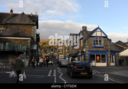 Traffic passing through Ambleside in the Lake District Stock Photo