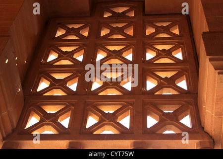 Sand stone lattice work india Stock Photo - Alamy
