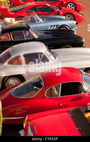 Royal Automobile Club Woodcote Park Salon Prive tour. A group of classic cars parked at tour start. Stock Photo
