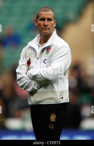 STUART LANCASTER ENGLAND RU HEAD COACH TWICKENHAM MIDDLESEX ENGLAND 10 November 2012 Stock Photo